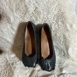 Classic Navy Blue Women's Dress Shoes with Pleated Toe